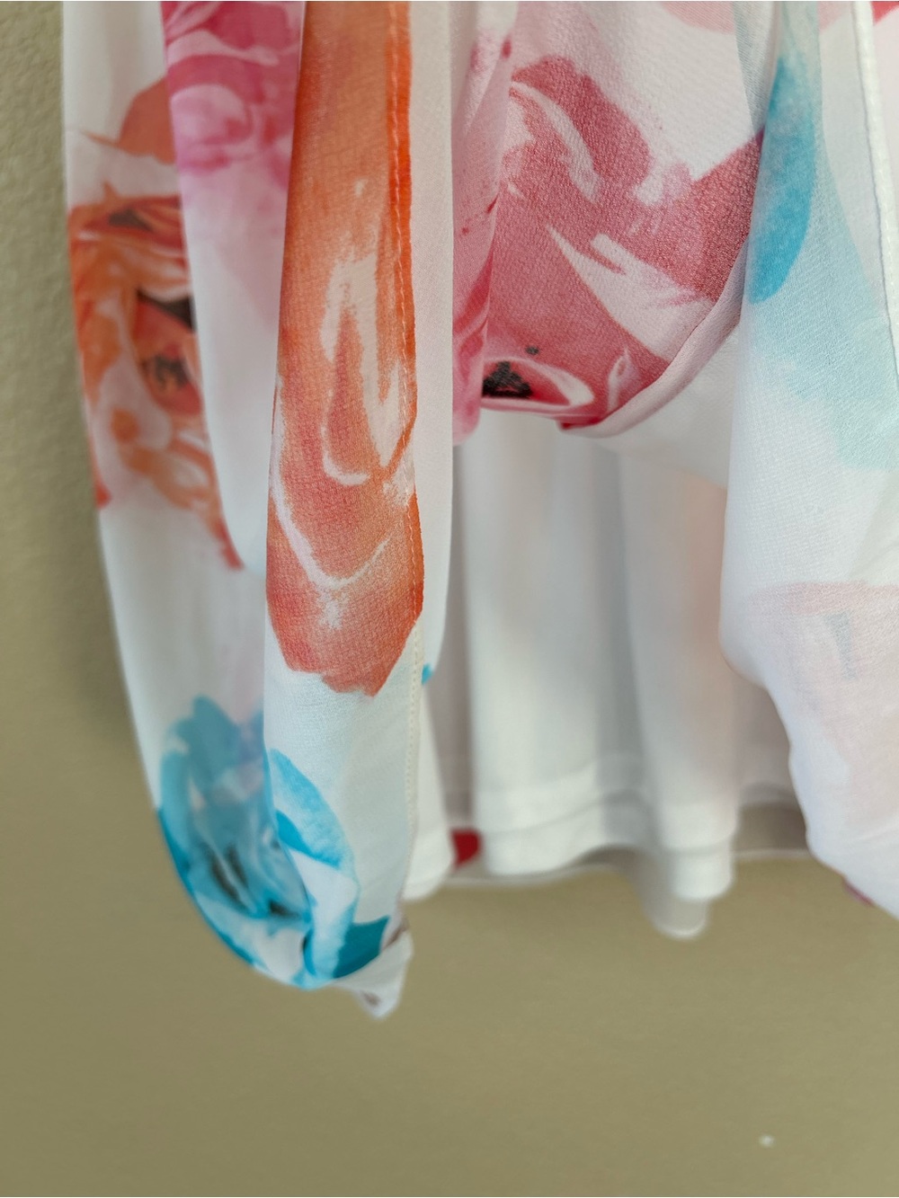 NWT Calvin Klein White Knee-Length Chiffon Lined Dress Multicolor Rose Print 6 - Picture 7 of 10